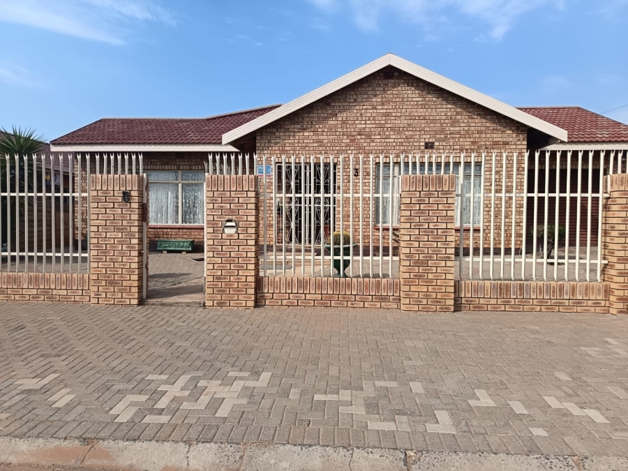 3 Bedroom Property for Sale in Homestead Northern Cape